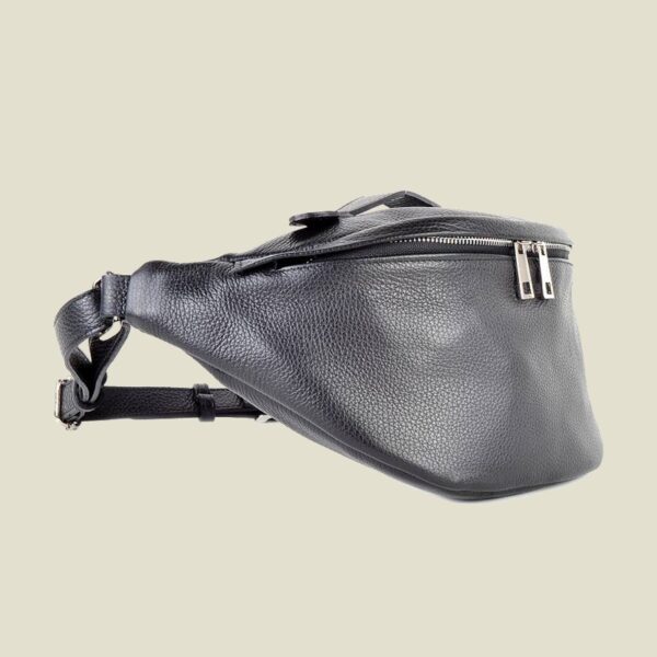 Stoere lederen schoudertas of belt bag